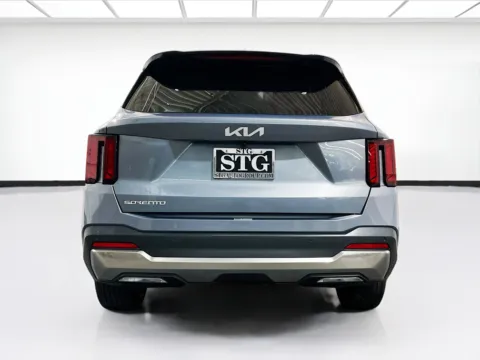 More photos of 2024 Kia Sorento S at STG Chandler, AZ