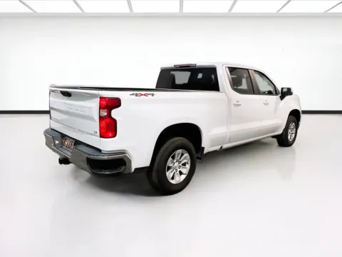 More photos of 2023 Chevrolet Silverado 1500 LT at STG Chandler, AZ