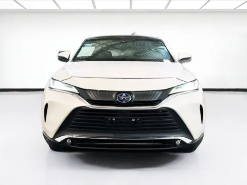 Photos of 2022 Toyota Venza Limited for sale in Chandler, AZ at STG Chandler