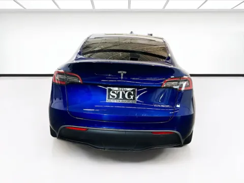 More photos of 2021 Tesla Model Y Long Range at STG Chandler, AZ