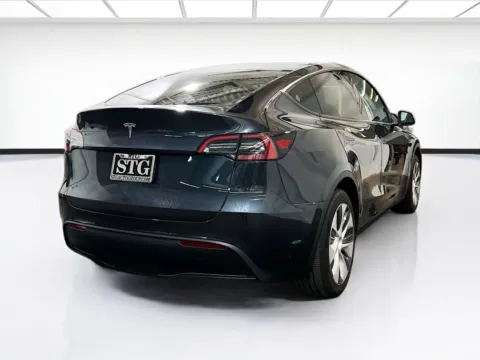 More photos of 2024 Tesla Model Y Long Range at STG Chandler, AZ