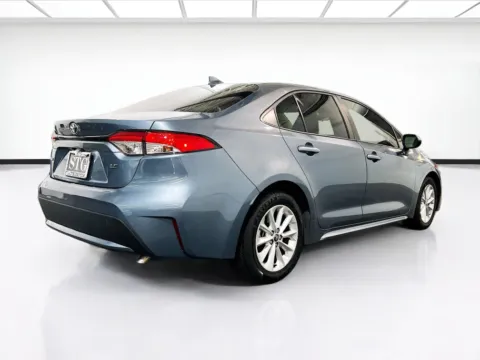 More photos of 2021 Toyota Corolla LE at STG Chandler, AZ