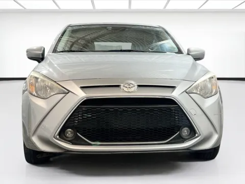 Photos of 2020 Toyota Yaris Hatchback LE for sale in Chandler, AZ at STG Chandler