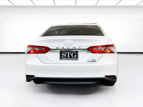 More photos of 2019 Toyota Camry Hybrid LE at STG Chandler, AZ