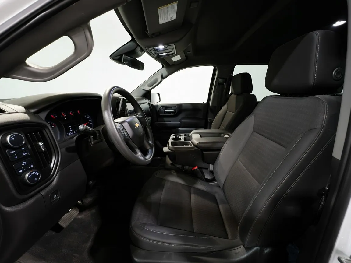 2023 Chevrolet Silverado 1500 Custom - Photo 14