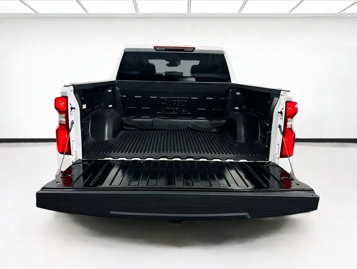 2023 Chevrolet Silverado 1500 Custom - Photo 18