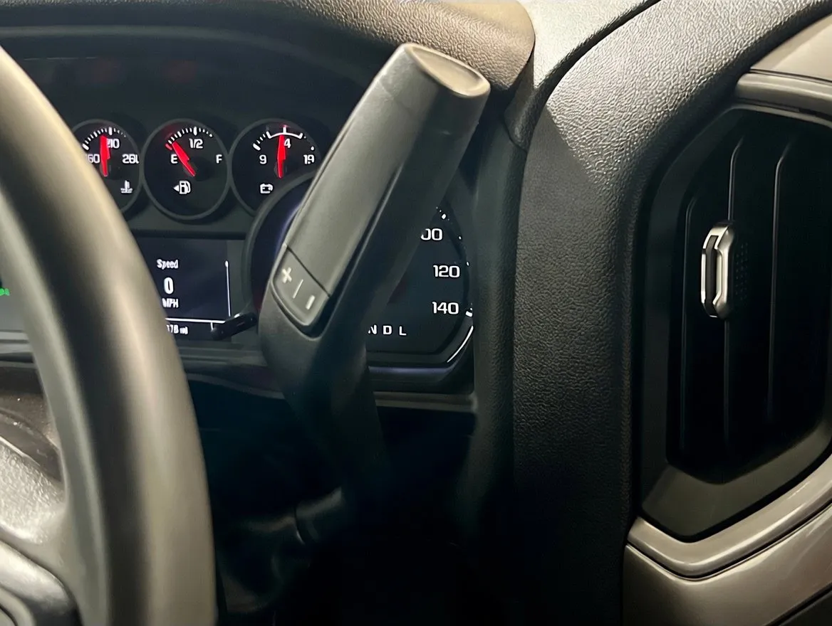 2023 Chevrolet Silverado 1500 Custom - Photo 12