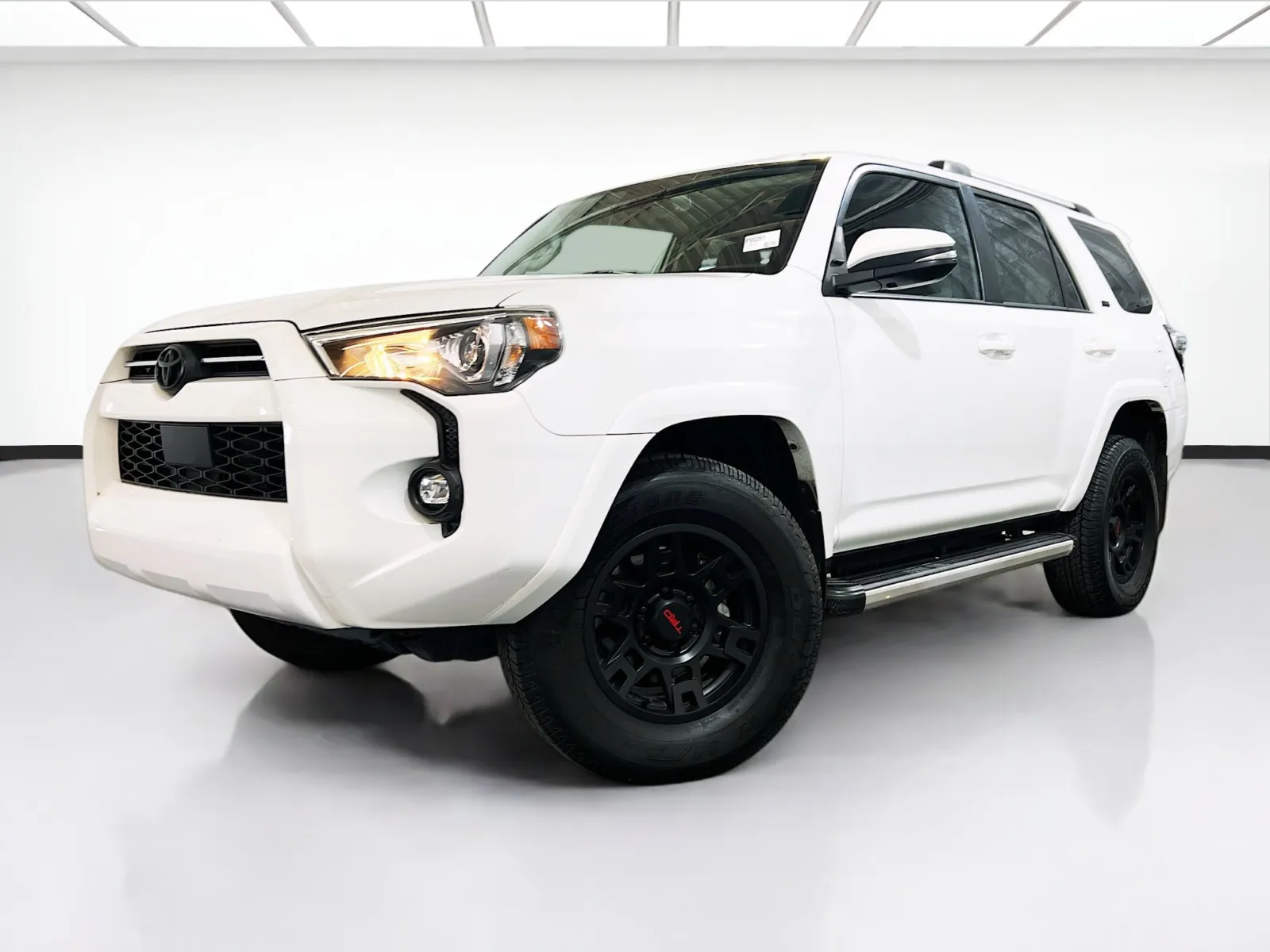 White 2022 Toyota 4Runner SR5 Premium for sale in Chandler, AZ