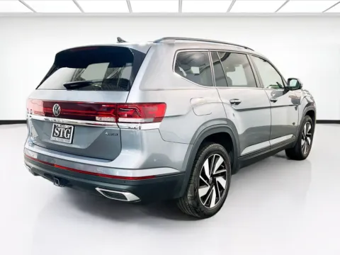 More photos of 2024 Volkswagen Atlas 2.0T SE w/Technology at STG Chandler, AZ