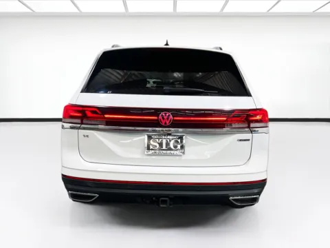 More photos of 2024 Volkswagen Atlas 2.0T SE w/Technology at STG Chandler, AZ