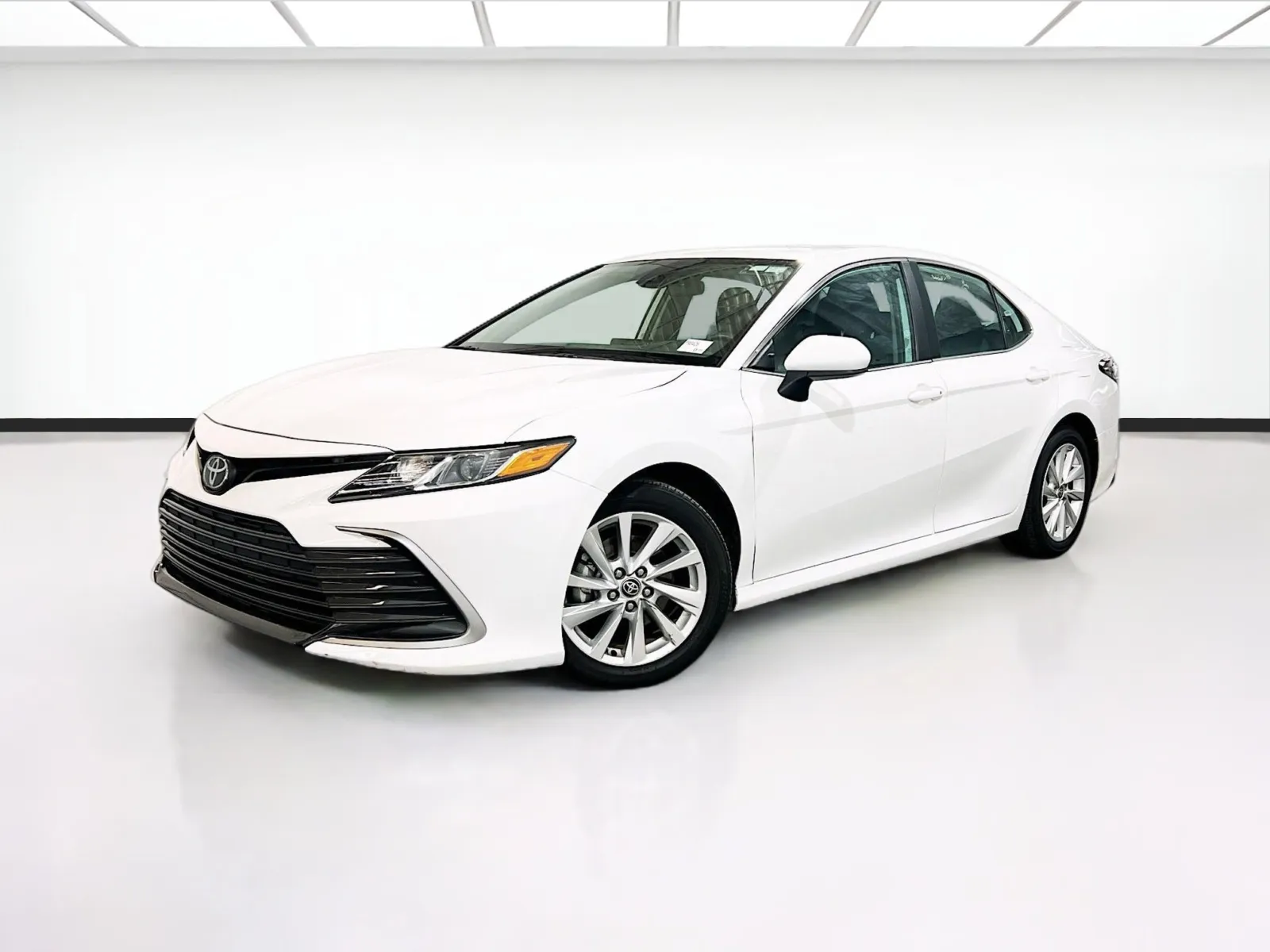 White 2024 Toyota Camry LE for sale in Chandler, AZ