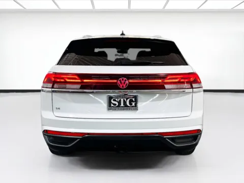 More photos of 2024 Volkswagen Atlas Cross Sport 2.0T SE w/Technology at STG Chandler, AZ