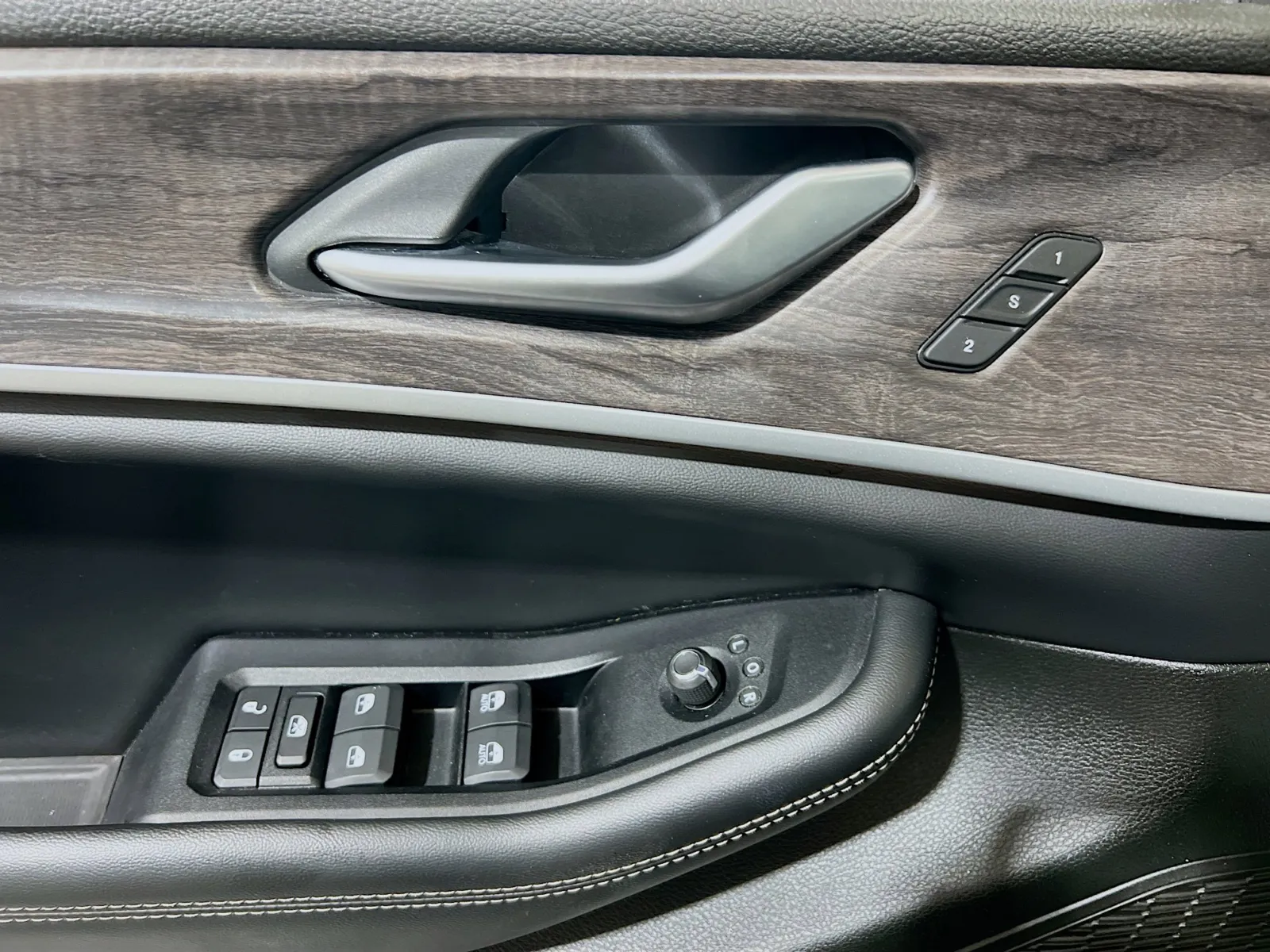 2024 Jeep Grand Cherokee Limited - Photo 14