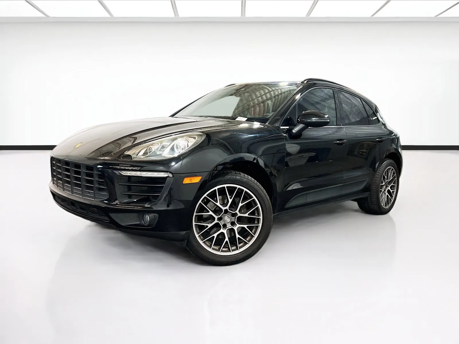 Black 2018 Porsche Macan for sale in Chandler, AZ