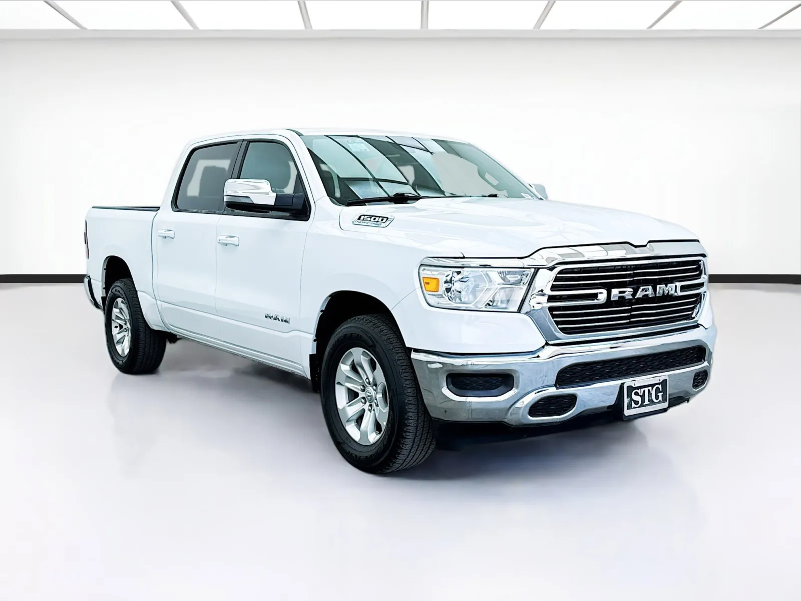 2024 RAM Ram 1500 Pickup Laramie - Photo 3