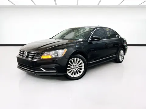 Black 2016 Volkswagen Passat 1.8T SE for sale in Chandler, AZ