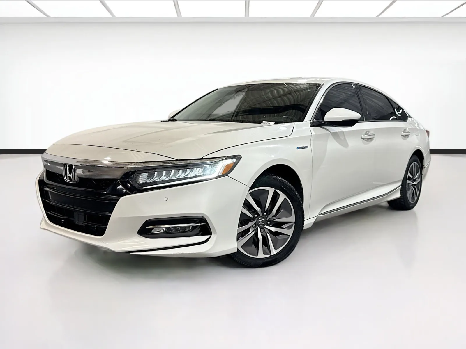 Beige 2019 Honda Accord Hybrid Touring for sale in Chandler, AZ