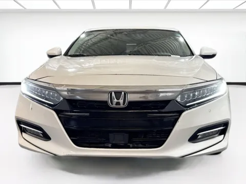 Photos of 2019 Honda Accord Hybrid Touring for sale in Chandler, AZ at STG Chandler