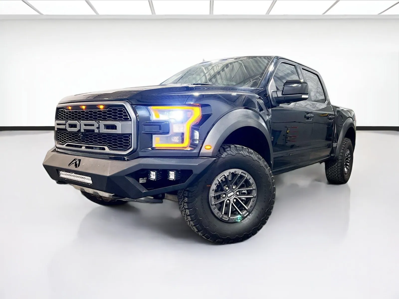 Black 2019 Ford F-150 Raptor for sale in Chandler, AZ