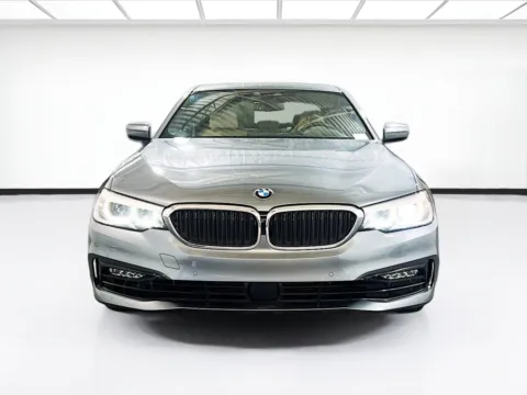 Photos of 2018 BMW 5 Series 530e iPerformance for sale in Chandler, AZ at STG Chandler