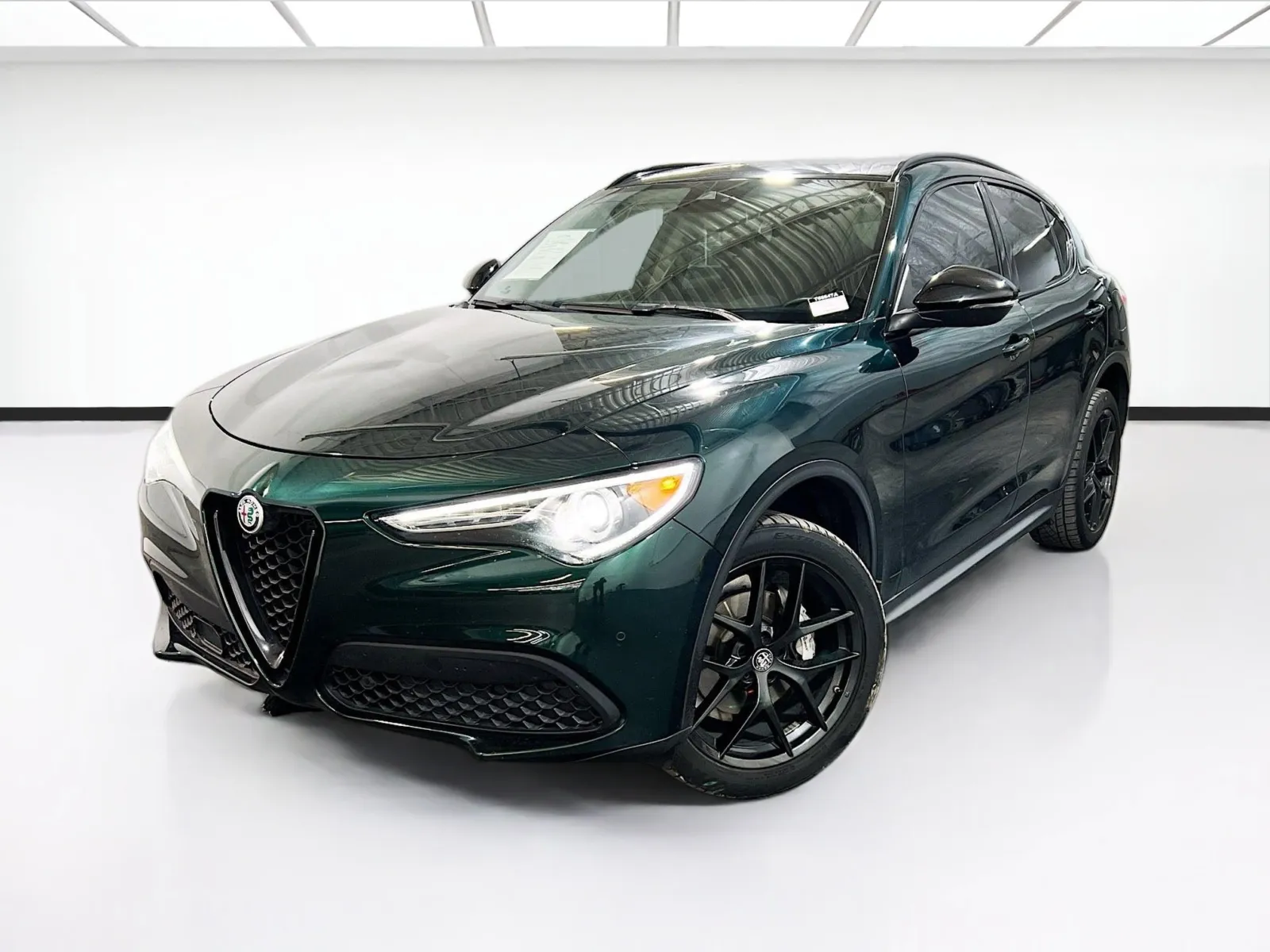 Green 2021 Alfa Romeo Stelvio Sprint for sale in Chandler, AZ