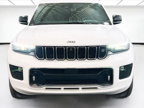 Photos of 2022 Jeep Grand Cherokee L Overland for sale in Chandler, AZ at STG Chandler