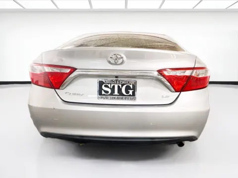 More photos of 2016 Toyota Camry LE at STG Chandler, AZ