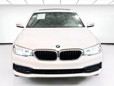 Photos of 2019 BMW 5 Series 530i for sale in Chandler, AZ at STG Chandler