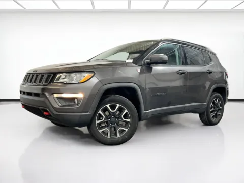 Gray 2019 Jeep Compass Trailhawk for sale in Chandler, AZ