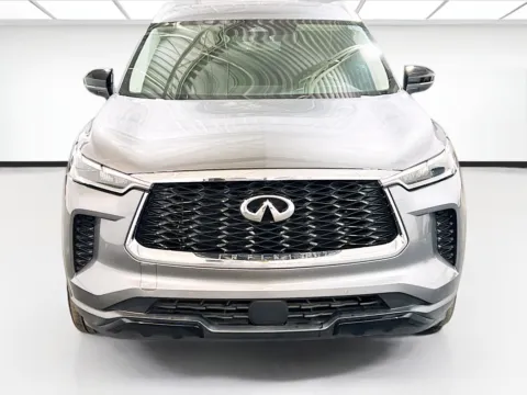 Photos of 2023 INFINITI QX60 LUXE for sale in Chandler, AZ at STG Chandler