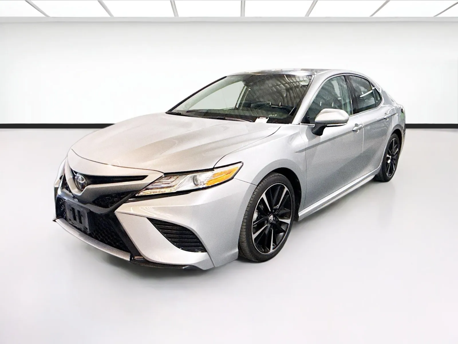 Silver 2020 Toyota Camry XSE V6 for sale in Chandler, AZ