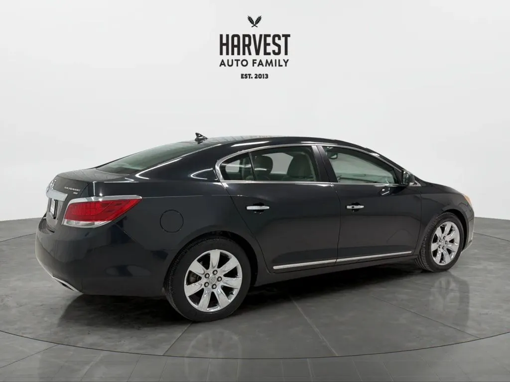 2010 Buick LaCrosse CXS photo 3