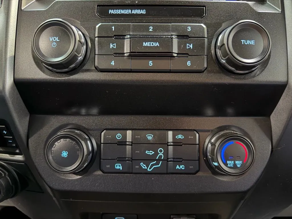 2022 Ford F-250 Super Duty XLT - Photo 22