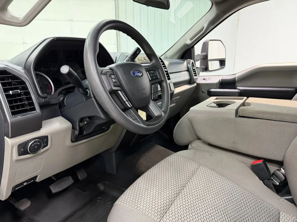 2022 Ford F-250 Super Duty XLT - Photo 13