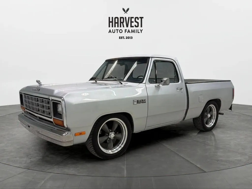 Silver 1985 Dodge Ram 150 Custom Reg Cab for sale in Wahoo, NE