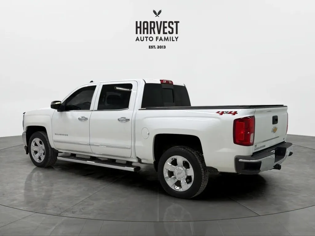 2018 Chevrolet Silverado 1500 LTZ photo 2