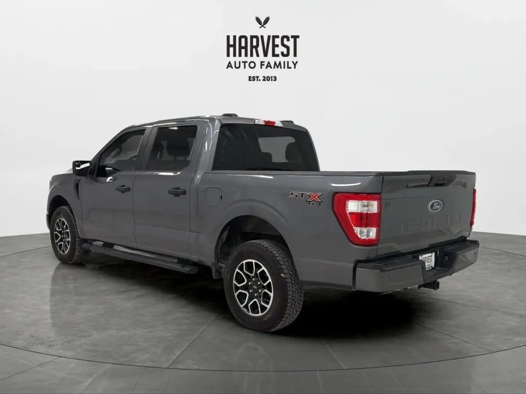 2023 Ford F-150 XL photo 2
