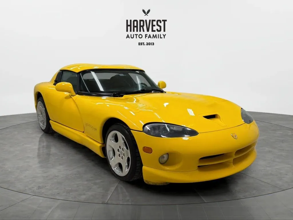 2001 Dodge Viper 10 GTS Coupe photo 4