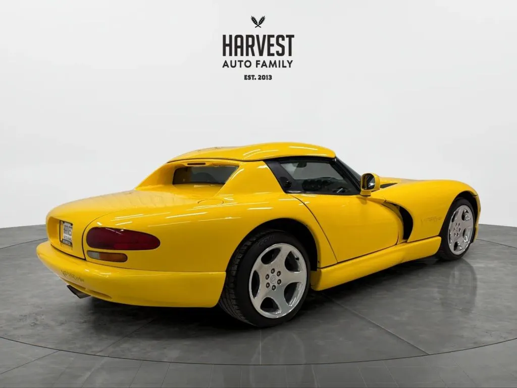 2001 Dodge Viper 10 GTS Coupe photo 3