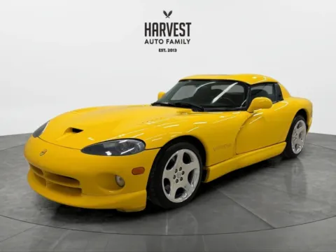 Yellow 2001 Dodge Viper RT/10 Roadster 2D for sale in Wahoo, NE