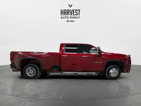 More photos of 2021 Chevrolet Silverado 3500 HD Crew Cab High Country Pickup 4D 8 ft at Harvest Auto Family, NE