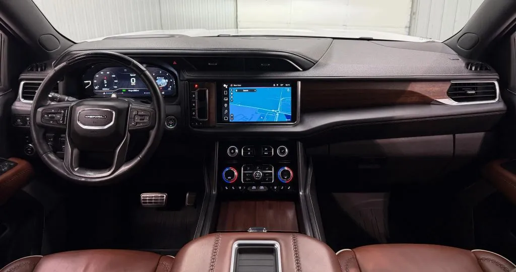 2023 Gmc Yukon XL Denali Ultimate photo 4