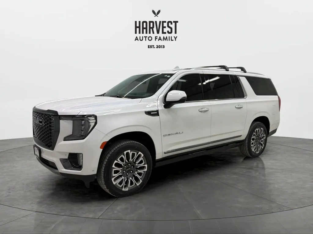 White 2023 GMC Yukon XL Denali Ultimate Sport Utility 4D for sale in Wahoo, NE