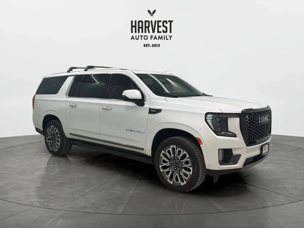2023 Gmc Yukon XL Denali Ultimate photo 3