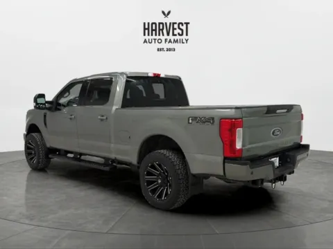 More photos of 2019 Ford F250 Super Duty Crew Cab Lariat Pickup 4D 6 3/4 ft at Harvest Auto Family, NE
