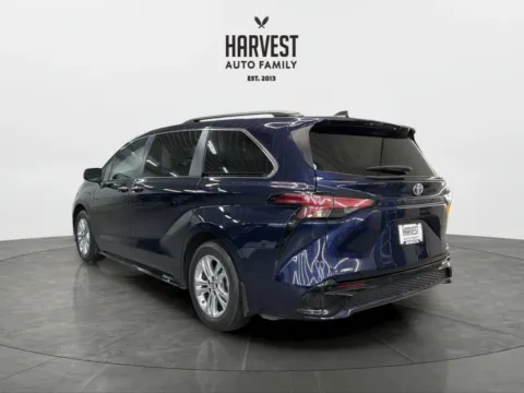 More photos of 2022 Toyota Sienna XSE Minivan 4D at Harvest Auto Family, NE