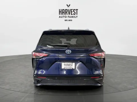 More photos of 2022 Toyota Sienna XSE Minivan 4D at Harvest Auto Family, NE