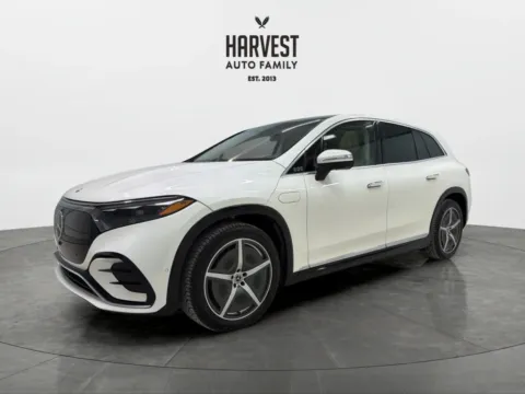 White 2023 Mercedes-Benz Mercedes-EQ EQS SUV EQS 580 4MATIC Sport Utility 4D for sale in Wahoo, NE