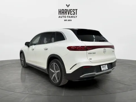 More photos of 2023 Mercedes-Benz Mercedes-EQ EQS SUV EQS 580 4MATIC Sport Utility 4D at Harvest Auto Family, NE