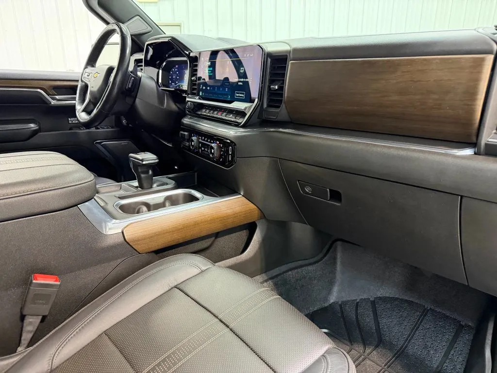 2024 Chevrolet Silverado 1500 High Country - Photo 14